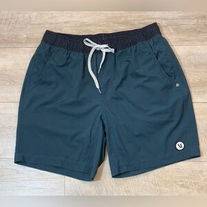 Vuori Men’s Kore Lined 7” Inseam Athletic Shorts Size Medium